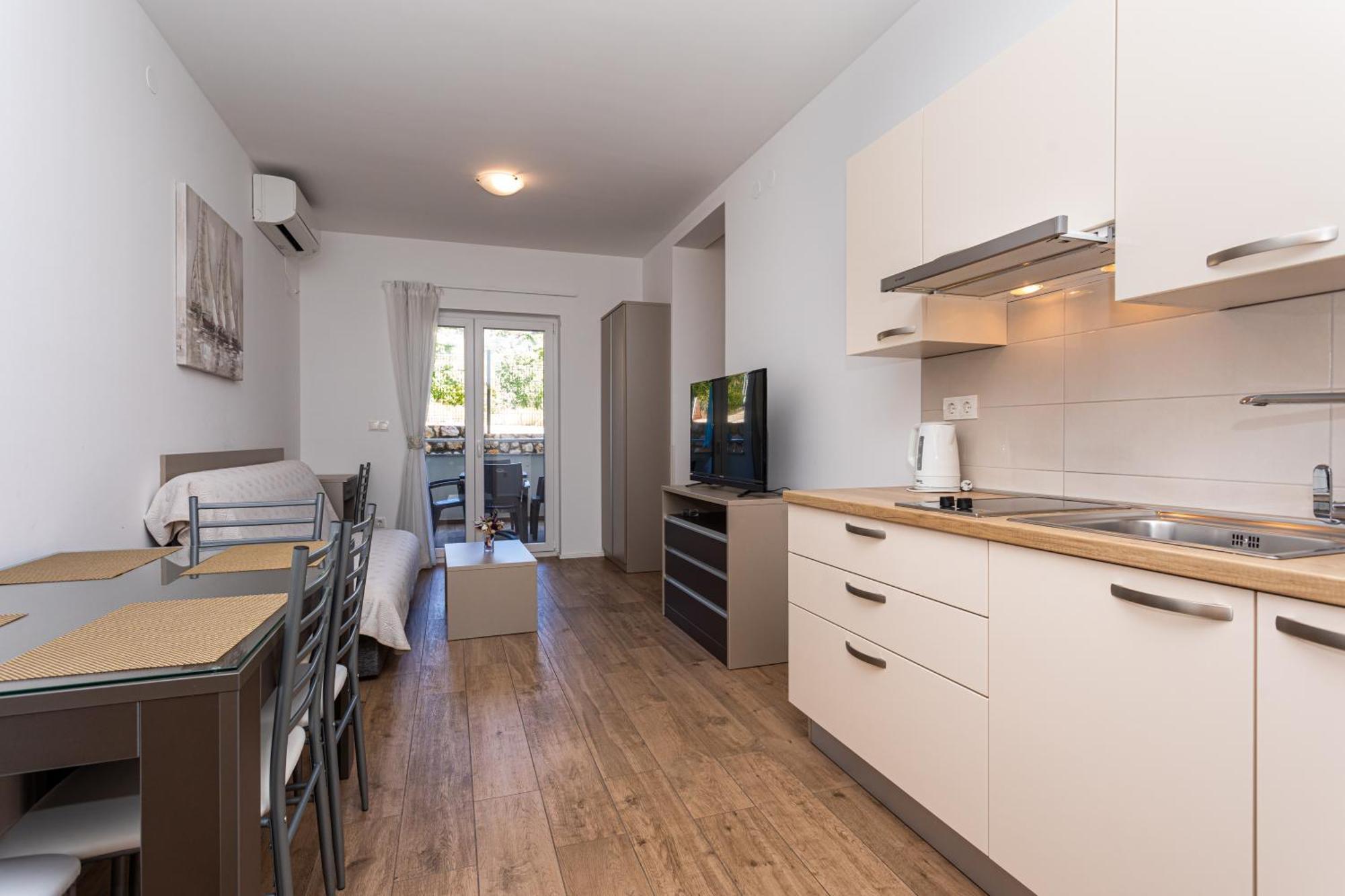 Apartments Crnekovic Tomislava 8A Baška Buitenkant foto